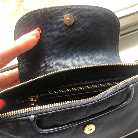 Prada Tessuto Saffiano cross body - Picture 3 of 8